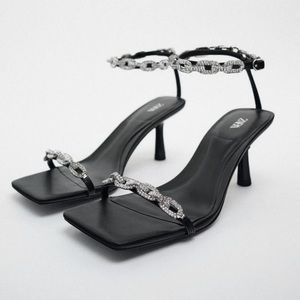 ZARA RHINESTONE CHAIN HEELED SANDALS 8 (39)